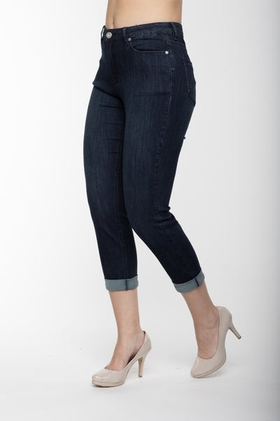 Carreli Jeans®  Angela Fit Pull-On Capri in Rinse Wash