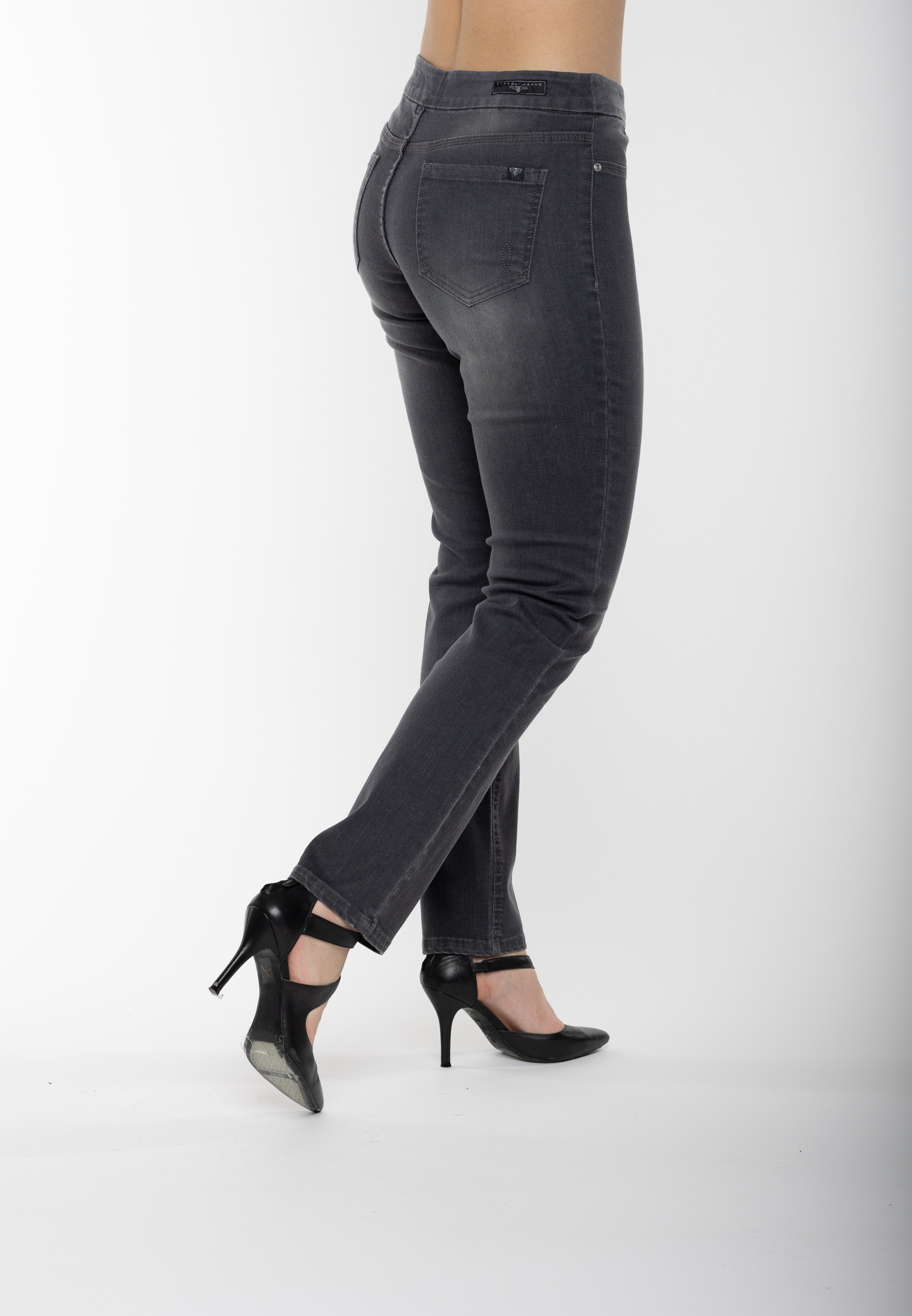Carreli Jeans® as Fit in Grey Wash Pull-On Straight | Angela Leg